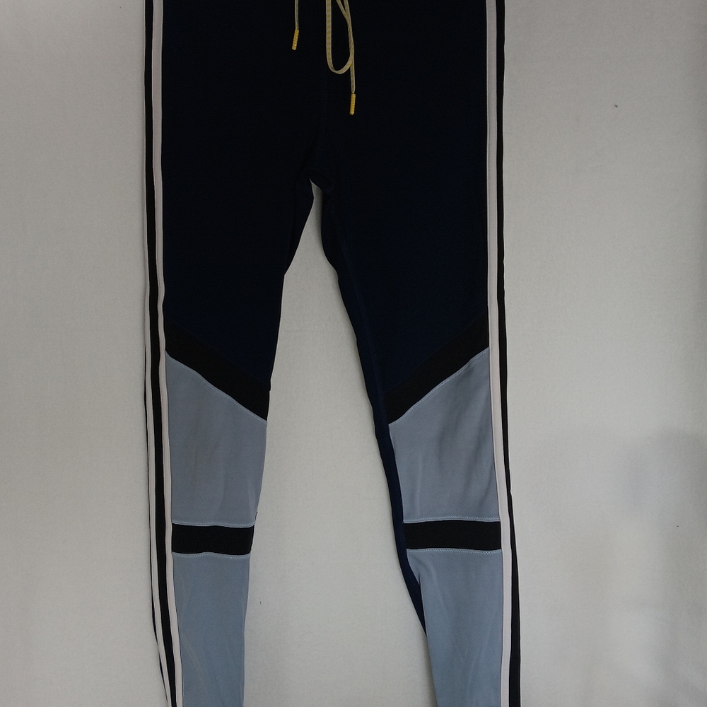 Soulcycle X The Upside Color Block Matte Mini Pan… - image 4